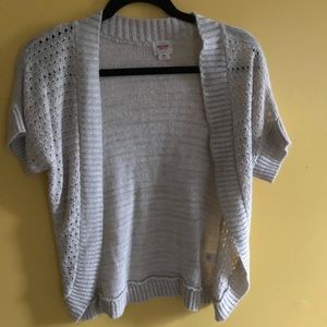 Short sleeve sweater